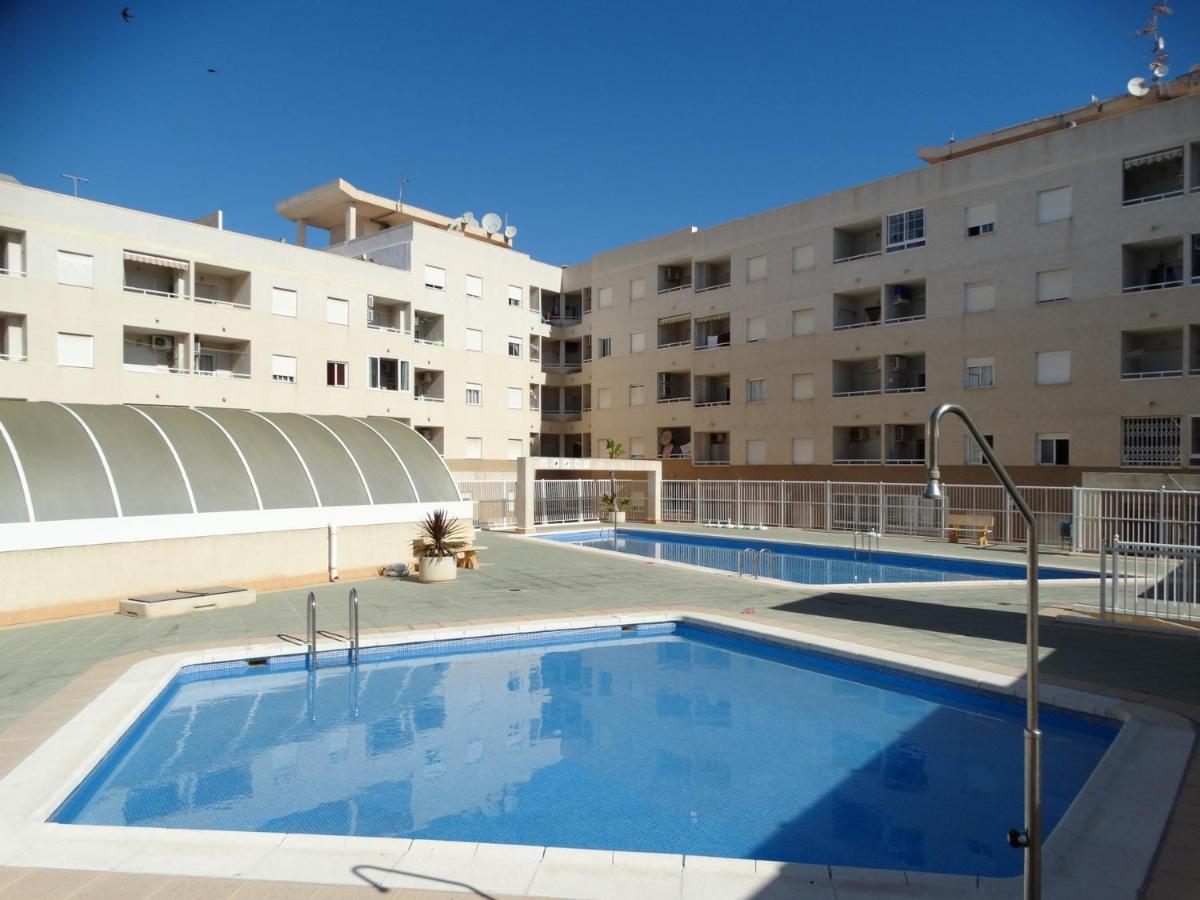 Apartamento Laguna Rosa Τορεβιέχα Εξωτερικό φωτογραφία